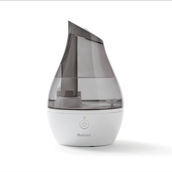 New! Holmes 0.5gal Virtually Silent Ultrasonic
Cool Mist Humidifier - Picture 2 of 7